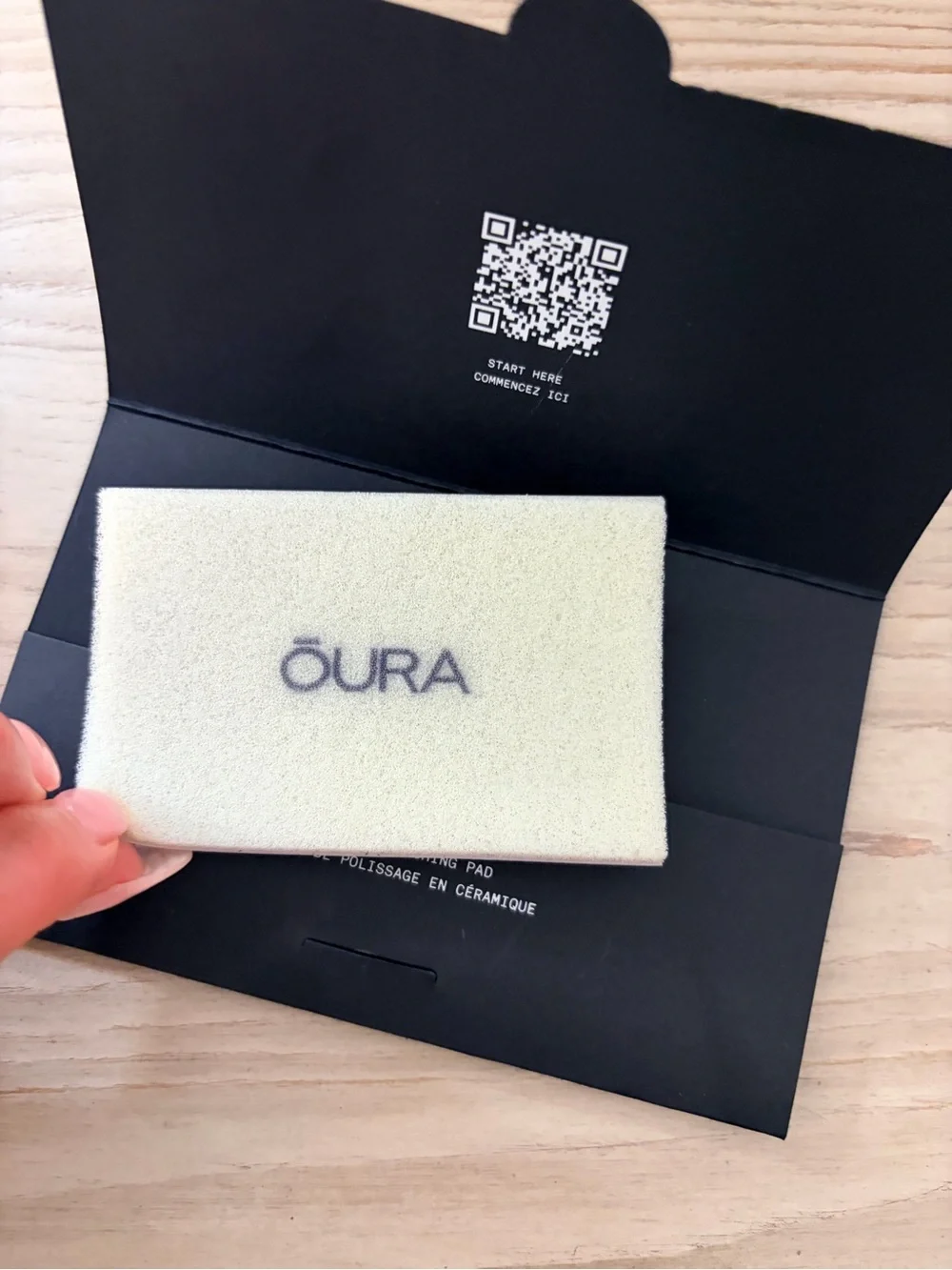Oura White Ceramic Ring Box - Size 8